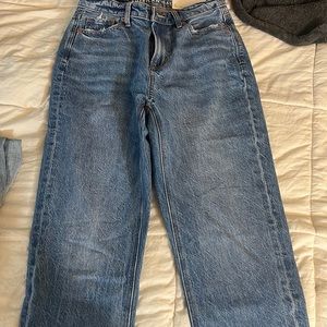 American eagle mom jeans